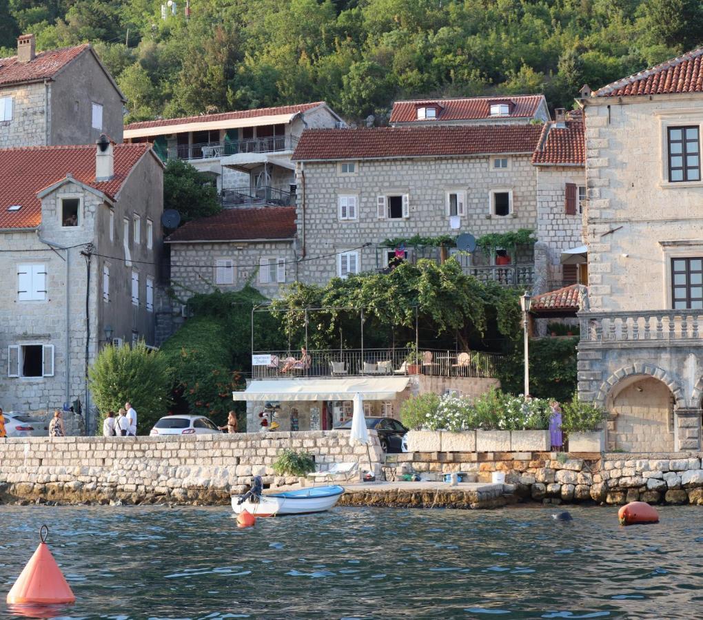 Guesthouse Zmukic Perast Exterior foto