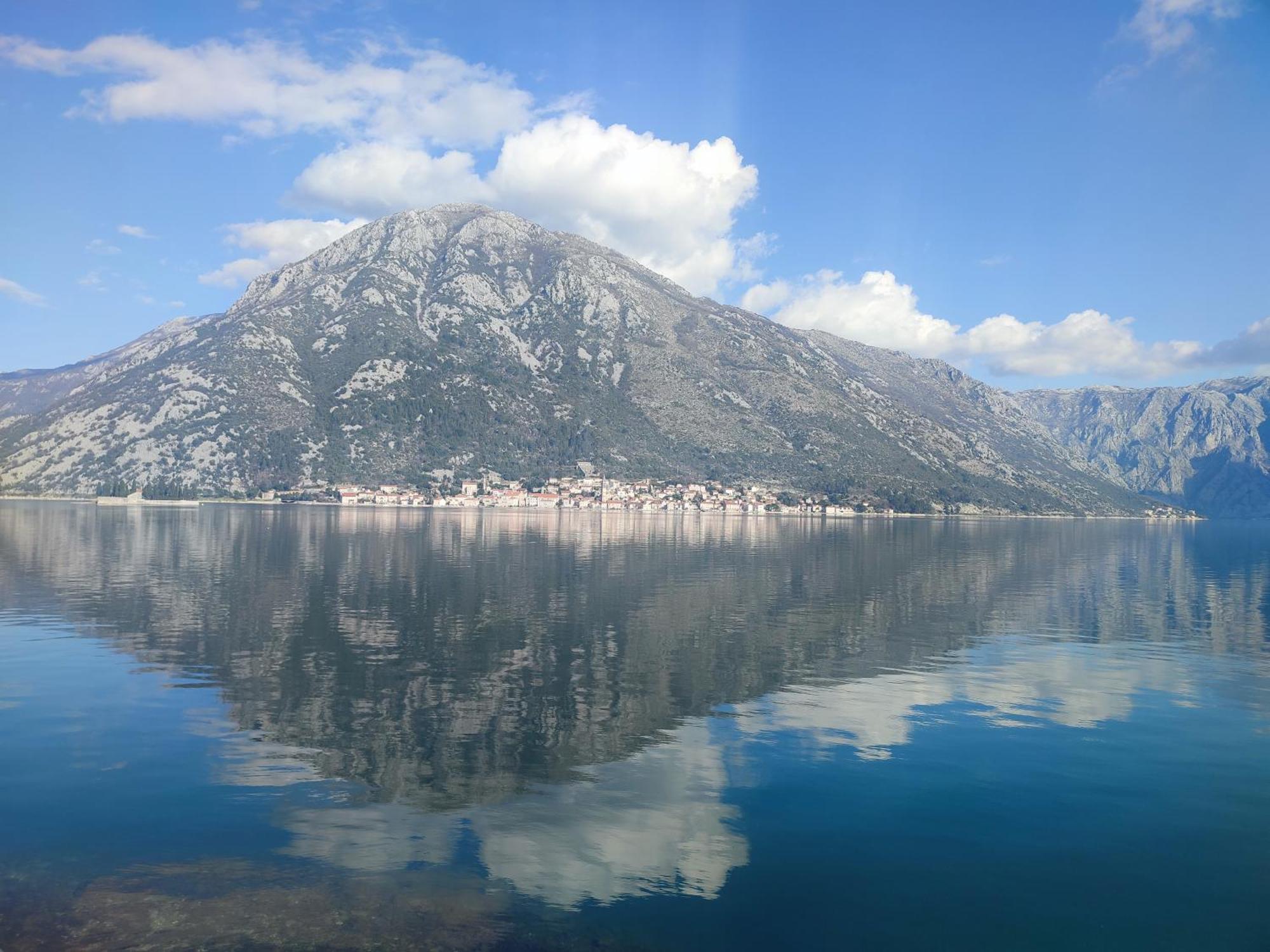 Guesthouse Zmukic Perast Exterior foto